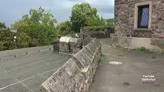 Rundgang auf Burg Klopp am Rhein in Bingen. Die Burg Klopp ist eine H&ouml;henburg auf einer Anh&ouml;he