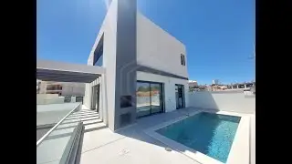 Moradia T3+1 localizada entre Portimão e Lagos, Algarve
