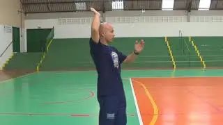 Como executar o saque por cima 