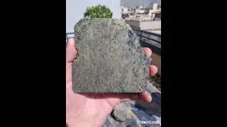 Ultramafic hosted Volcanic Massive Sulfide (UM-VMS)
