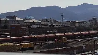 Particolare invio materiale riparando Ventimiglia - Milano con doppia E402b + D245 + carrozze IC