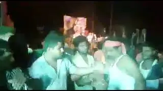 Bellary  Bandi Ramesh Anna dancing with fans