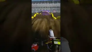 This was my first 9th lap and my cleanest so far. Tech asf #supercross #dirtbike #gameplay