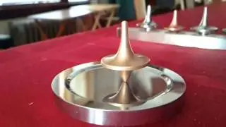 Bronze Foreverspin 2.0 top in slow motion