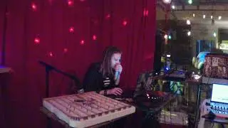 Nora Elise Stemland at LilleLyd 13.10.2018