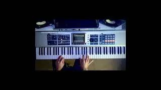 Kate Bush. The Man with the Child in his Eyes. Piano cover. Roland Fantom X7.