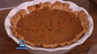 This Sweet Potato Pie Is So Good, Steve Harvey Invites Audience Members To Try It