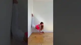 Extreme Splits 💖 #shorts