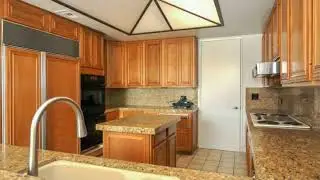 2182 Century Hill, Century City