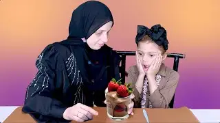 How to make strawberry 🍓 London viral chocolate | घर पर कैसे बनाएं स्ट्रॉबेरी चॉकलेट #homemade