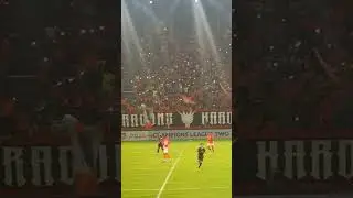Ratchaburi fan  showing support to their team