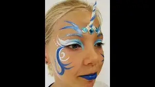 Unicorn face paint / Enhj&oslash;rning ansigtsmaling