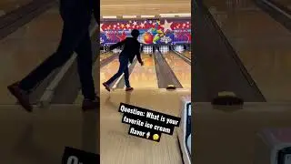 How to Throw a bowling ball with Two Hands on no oil!! #shorts #bowling