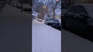 #Snowfall #GermanySnow #WinterGermany #SnowyDay #WinterVibes #Shorts #ytshorts #viralshorts #trend
