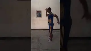 Arm Swing Drill (Sprinter Drills)   This is an important running mechanics drills.