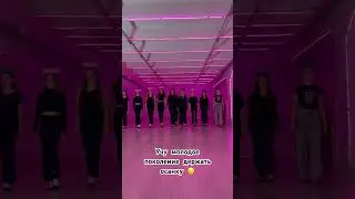 #life #fashion #modelinglifestyle #youtube #modelinglife #youtubeshorts #modellifestyle #lifestyle