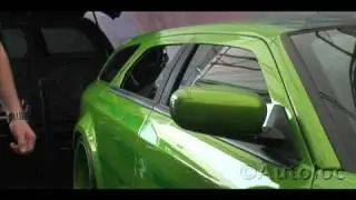 No Door Handles - Just Touch!