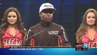Mayweather wins decision in richest fight ever