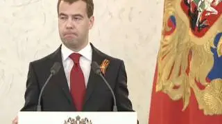 20100509 videonews403da medvedev vistyplenie prieme 65 let pobedi velikoi otechestvennoi voine hdmp4 50mb youtube com trubadurxxi