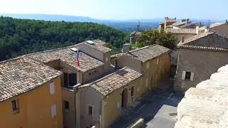 LES PETlTS VILLAGES DE SAUMANE et LAGNES (VAUCLUSE)