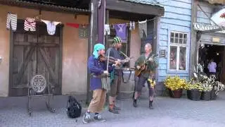 Musikk og dans i Kaptein Sabeltanns Verden Dagforestillingkl 15.00. 26.07.2014