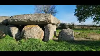 Le dolmen de la Frébouchère à Le Bernard en Vendée