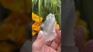 Gemstone Hunting #rocklovers #crysyals #rarecrystal #beautiful #gemsandjewels #geologyrocks #rocksan