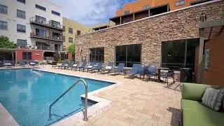 Sparkling Pool and Lounge Area