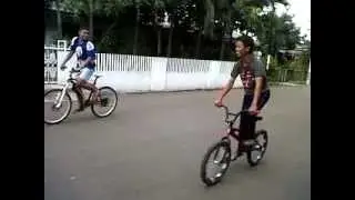 balap sepeda liar @CikiniRaya