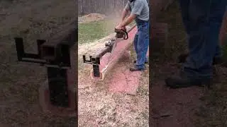 Cutting cedar on a chainsaw mill #chainsaw #cedar #sawmill #6x6 #stihl #homemade #diy