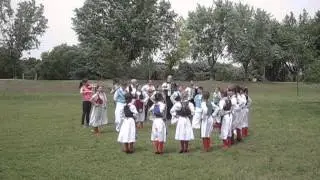 Devojcica platno beli na Savi 