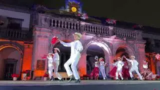 Ballet Folklorico at Chapultepec Castle on Christmas 17
