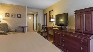 Quality Inn & Suites Bay Front- Room review