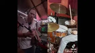 Fuzzy riff