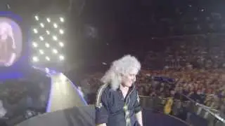 Selfie Stick Video - LONDON O2 Arena [January 18, 2015] - Brian May