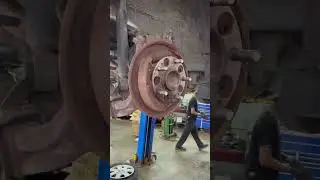 Rear brake shoe replacement Honda civic