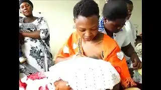 Wanaume Uganda wagombania kunyonya maziwa ya mama