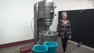 Hobart Dough Mixer Demonstration