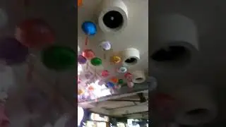Sareni lampioni iznad Kinske hrane na Zelenom vencu u BG - Lanterns above Chinese food in Belgrade