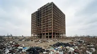 From Abandoned Ruins to Clean Concrete: This Building Transformation Is Unreal
