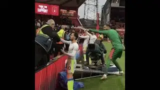 appreciating the fans 💙