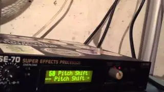 BOSS SE-70 guitar synthesizer (PITCH SHIFTER programming)