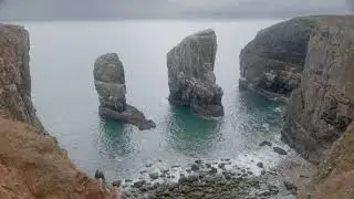 Stack Rocks in Pembrokeshire, Wales 4K TV Art | 1 Hour Ocean Sounds