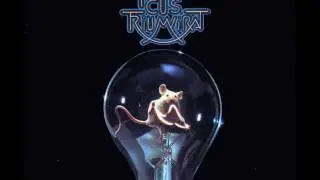 TRIUMVIRAT      