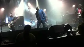 beady eye - two of a kind , blackpool 11.11.11.MOV