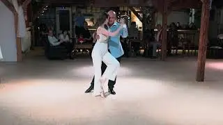 Mario Medina & Maude Andrey - Organito De La Tarde - Di Sarli