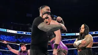 Roman Reigns vs. Rhea Ripley: Raw
