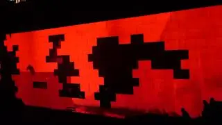 Roger Waters - The Wall Live 2010 - 08  -  Pink Floyd (MSG)  00028
