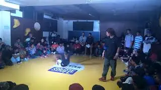 B-Boy tiddClass(8 hindus crew) vs B-Boy R.stack(DMC) | Breezer Vivid shuffle 2017