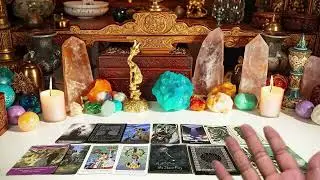 LEO   - NEVER SEEN SOMEONE SO OBSESSED ABOUT YOU... LEO  LOVE TAROT READING